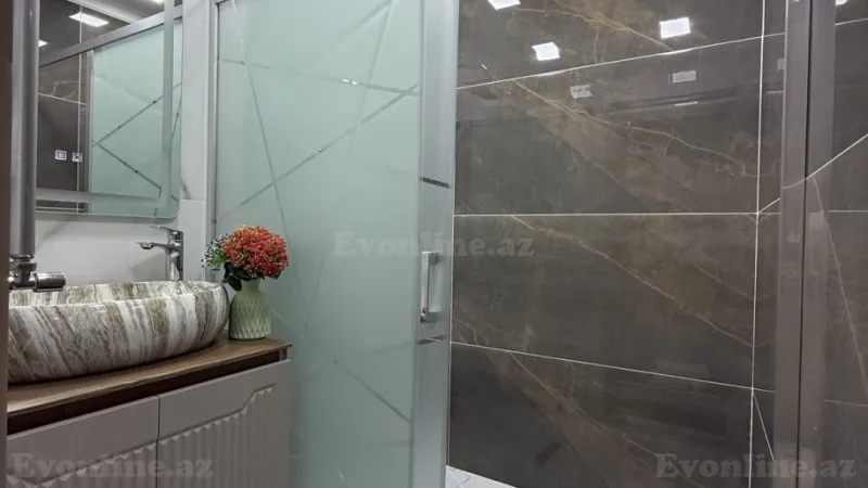 Satılır 3 otaqlı Mənzil Yeni tikili 130 m² Qara Qarayev m. - şəkil 17