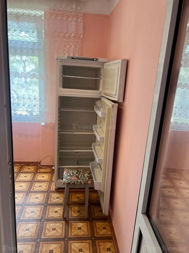 Kirayə verilir 1 otaqlı Mənzil Köhnə tikili 35 m² Koroğlu m. - şəkil 2