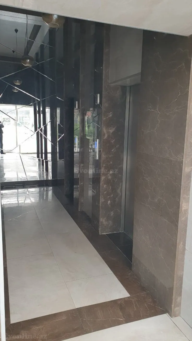Satılır 2 otaqlı Mənzil Yeni tikili 111 m² 28 May m. - şəkil 9