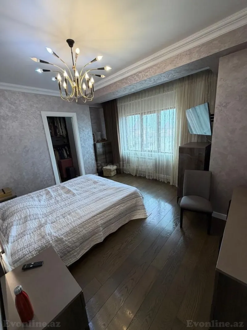 Kirayə verilir 3 otaqlı Mənzil Yeni tikili 150 m² Nərimanov r. - şəkil 8