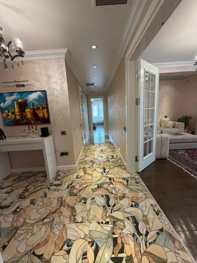 Kirayə verilir 3 otaqlı Mənzil Yeni tikili 150 m² Nərimanov r. - şəkil 10