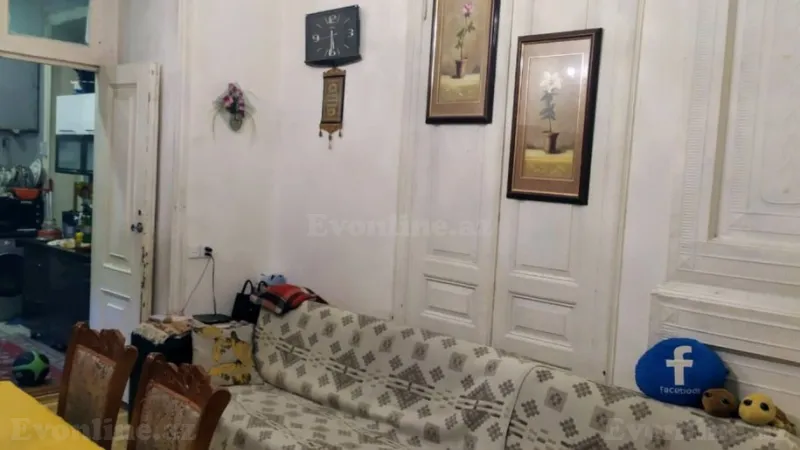 Satılır 2 otaqlı Mənzil Köhnə tikili 55 m² İçərişəhər m. - şəkil 6
