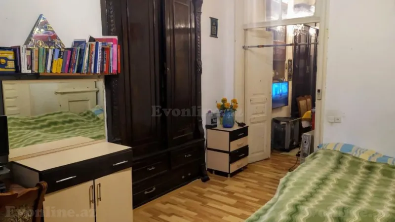 Satılır 2 otaqlı Mənzil Köhnə tikili 55 m² İçərişəhər m. - şəkil 9