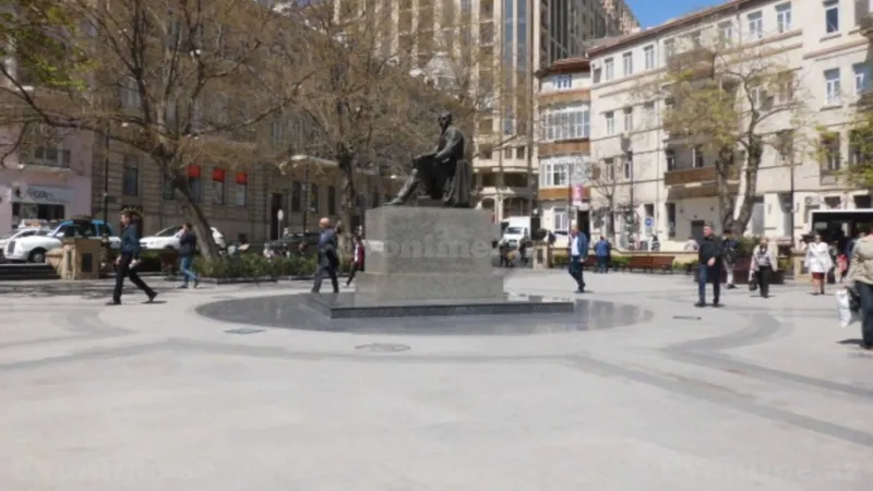 Satılır 2 otaqlı Mənzil Köhnə tikili 55 m² İçərişəhər m. - şəkil 16
