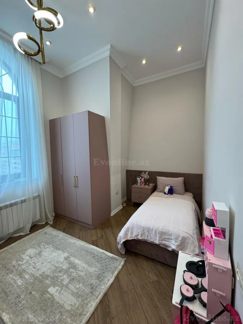 Satılır 4 otaqlı Mənzil Yeni tikili 168 m² Elmlər Akademiyası m. - şəkil 21