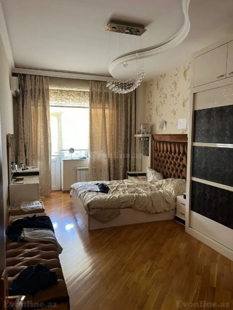 Satılır 3 otaqlı Mənzil Yeni tikili 137 m² Nərimanov r. - şəkil 4
