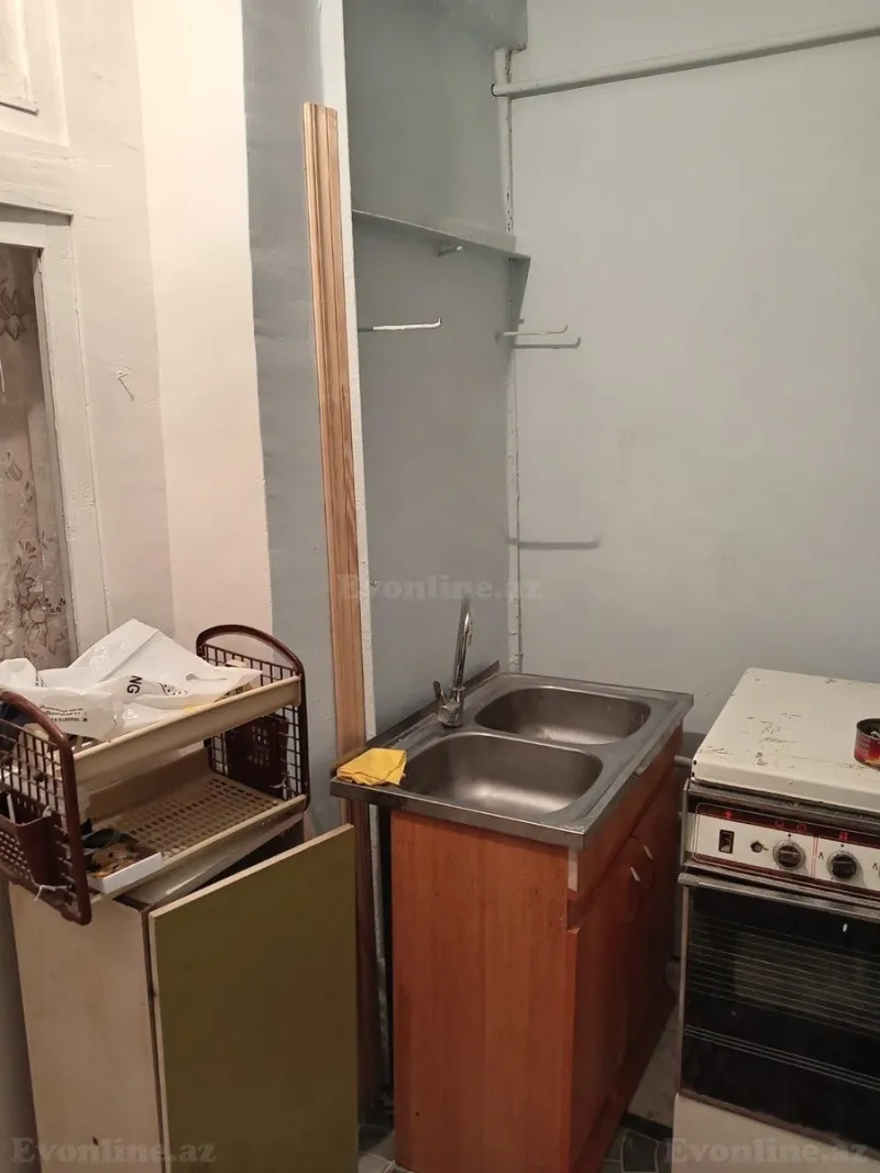 Satılır 1 otaqlı Mənzil Köhnə tikili 32 m² Yasamal - şəkil 5