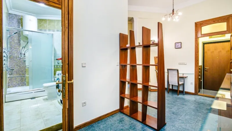 Kirayə verilir 3 otaqlı Mənzil Köhnə tikili 105 m² Sahil m. - şəkil 4