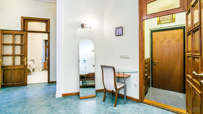 Kirayə verilir 3 otaqlı Mənzil Köhnə tikili 105 m² Sahil m. - şəkil 6