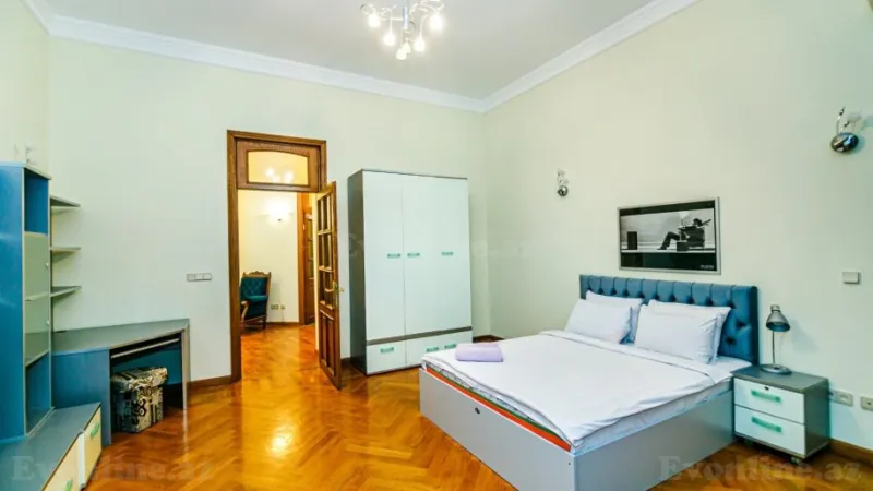 Kirayə verilir 3 otaqlı Mənzil Köhnə tikili 105 m² Sahil m. - şəkil 22
