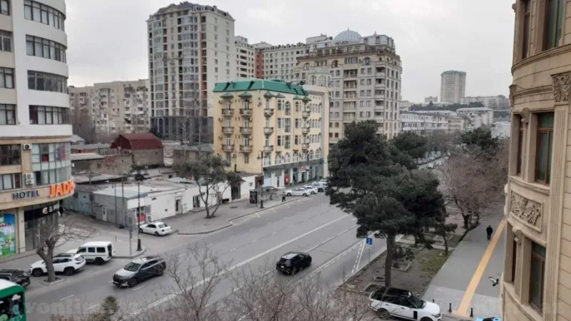 Satılır 2 otaqlı Mənzil Köhnə tikili 60 m² Elmlər Akademiyası m. - şəkil 4