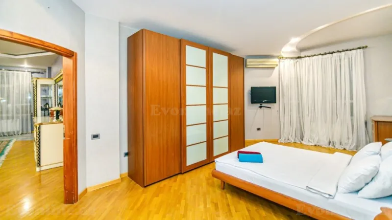 Kirayə verilir 3 otaqlı Mənzil Yeni tikili 190 m² 28 May m. - şəkil 5