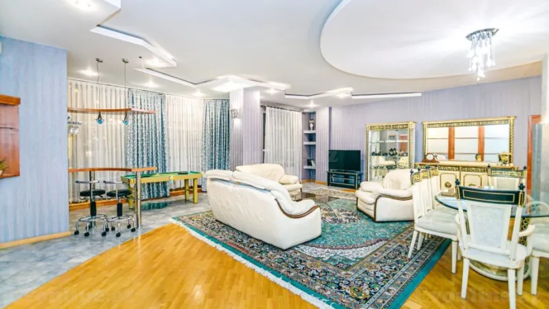 Kirayə verilir 3 otaqlı Mənzil Yeni tikili 190 m² 28 May m. - şəkil 10