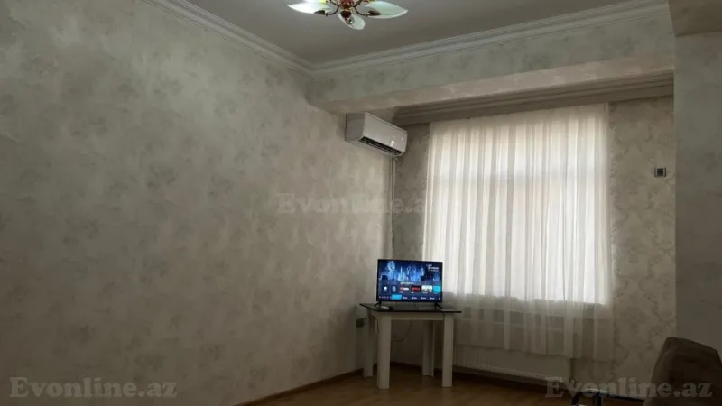 Kirayə verilir 2 otaqlı Mənzil Yeni tikili 70 m² Səbail r.