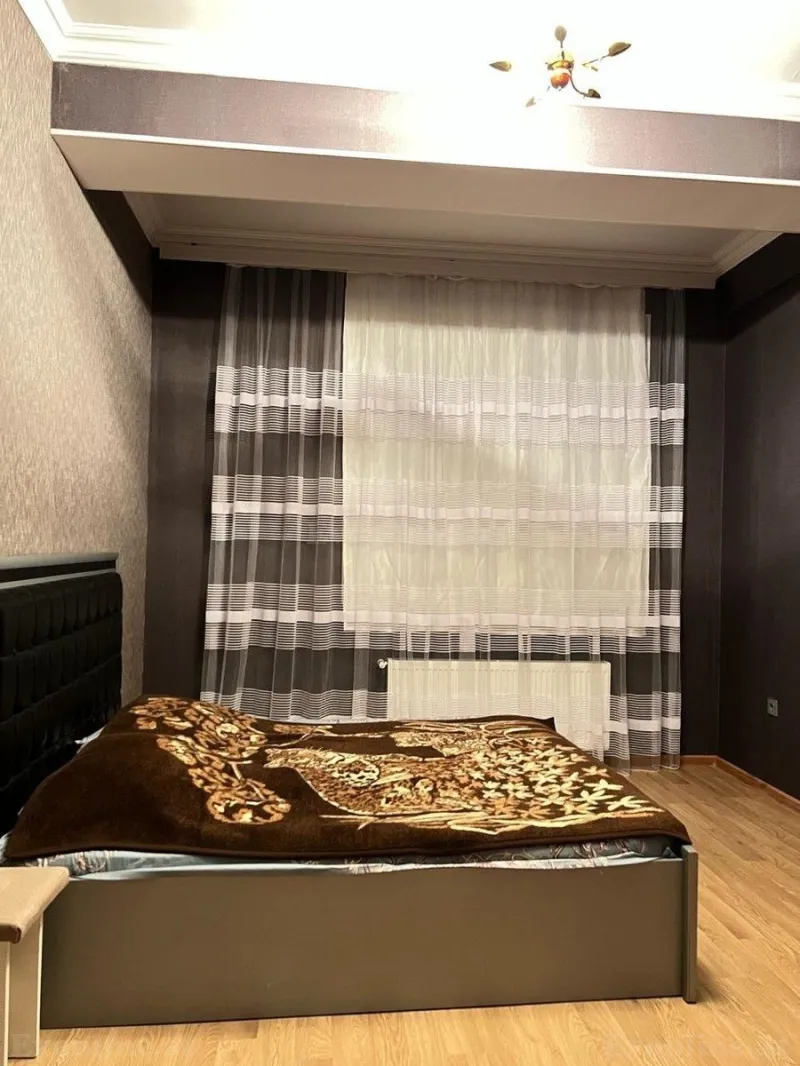 Kirayə verilir 2 otaqlı Mənzil Yeni tikili 70 m² Səbail r. - şəkil 3
