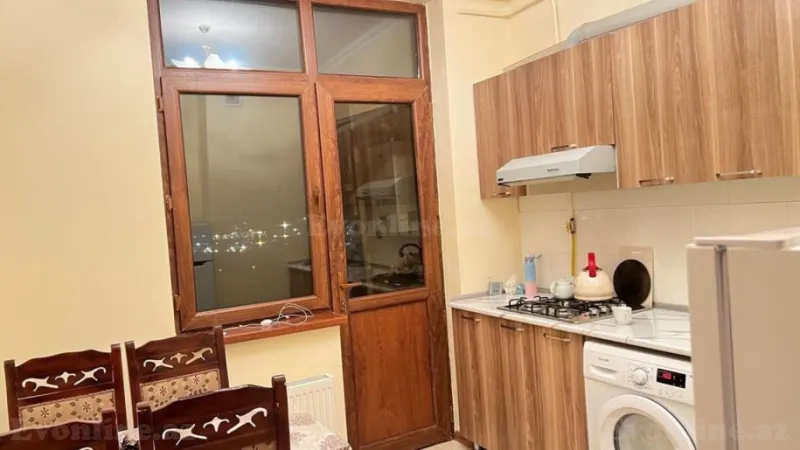 Kirayə verilir 2 otaqlı Mənzil Yeni tikili 70 m² Səbail r. - şəkil 4