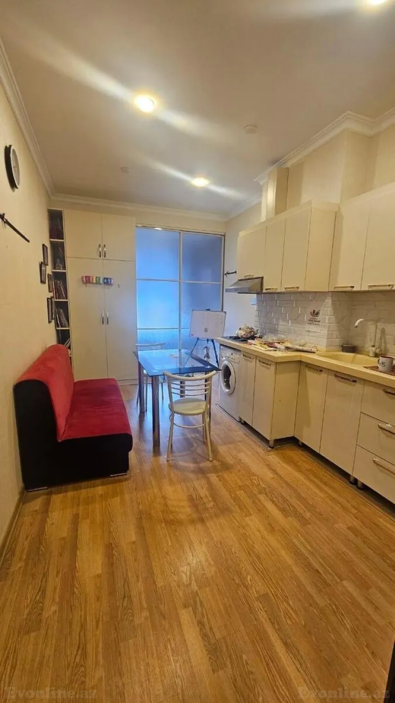 Kirayə verilir 2 otaqlı Mənzil Yeni tikili 60 m² Bakmil m. - şəkil 2