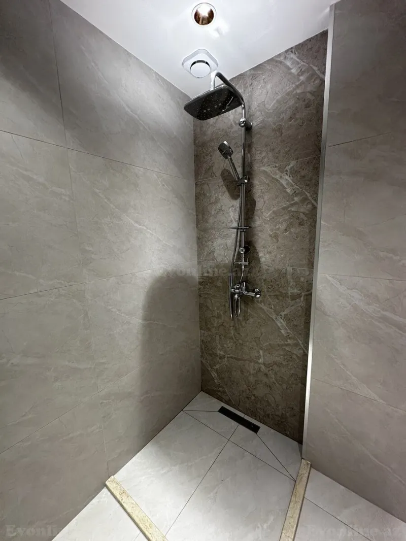 Satılır 3 otaqlı Mənzil Köhnə tikili 80 m² Əhmədli m. - şəkil 18