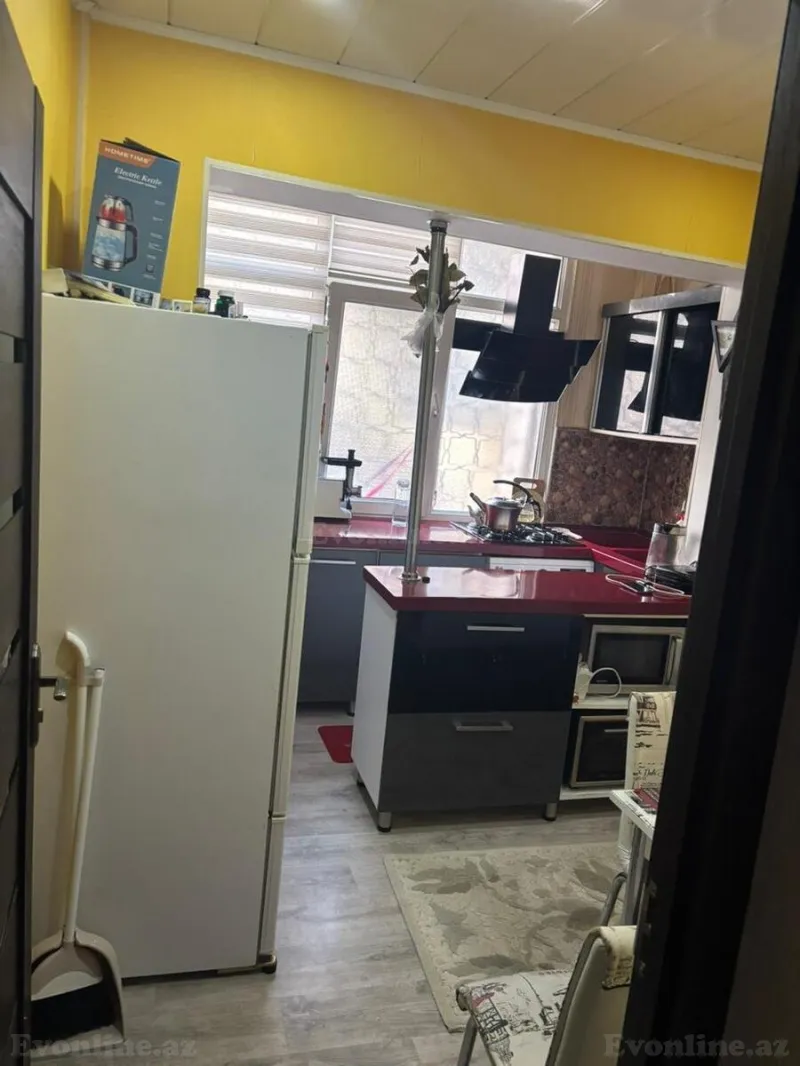 Satılır 4 otaqlı Mənzil Köhnə tikili 100 m² Nəsimi m. - şəkil 6