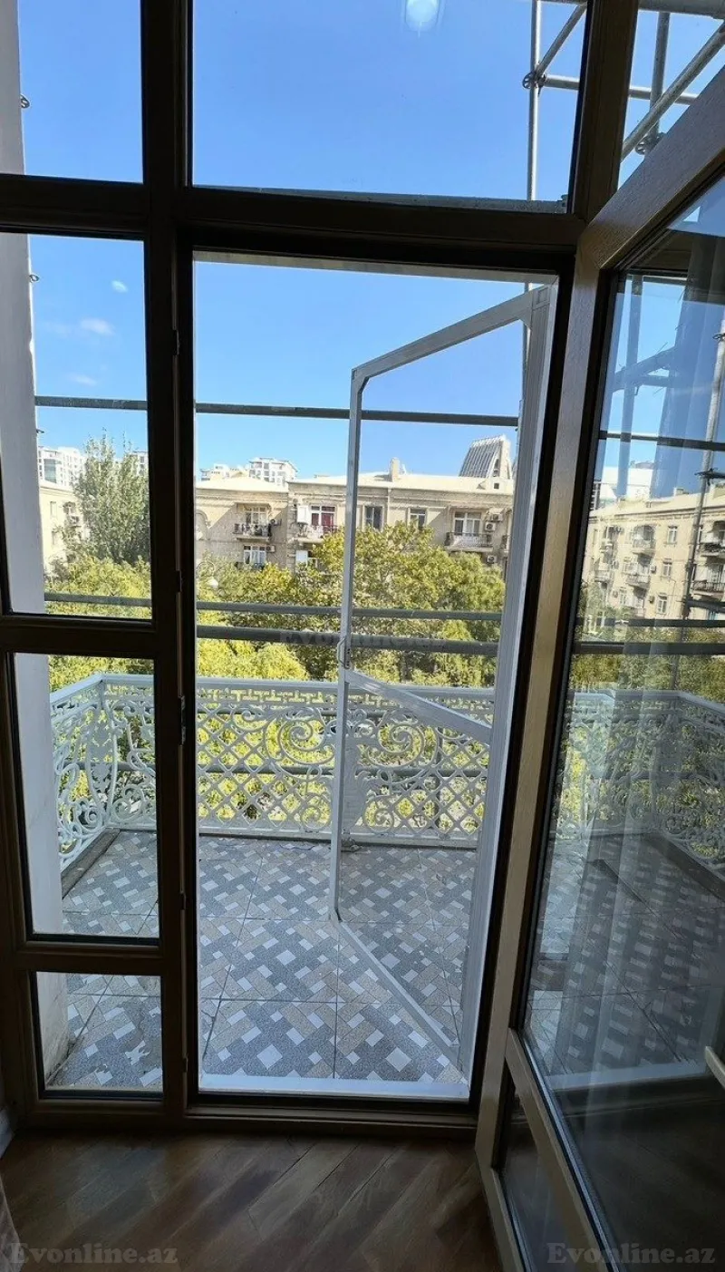 Kirayə verilir 2 otaqlı Mənzil Köhnə tikili 60 m² Elmlər Akademiyası m. - şəkil 4