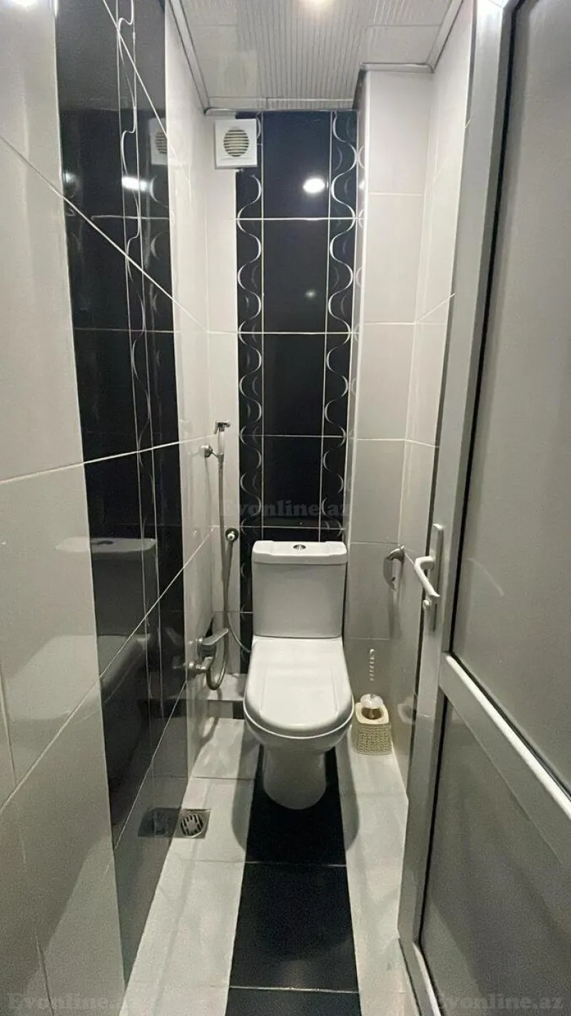 Kirayə verilir 3 otaqlı Mənzil Köhnə tikili 80 m² Yasamal r. - şəkil 14