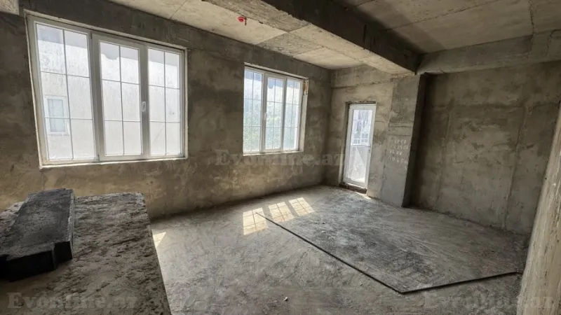Satılır 4 otaqlı Mənzil Yeni tikili 127 m² 4-cü mikrorayon