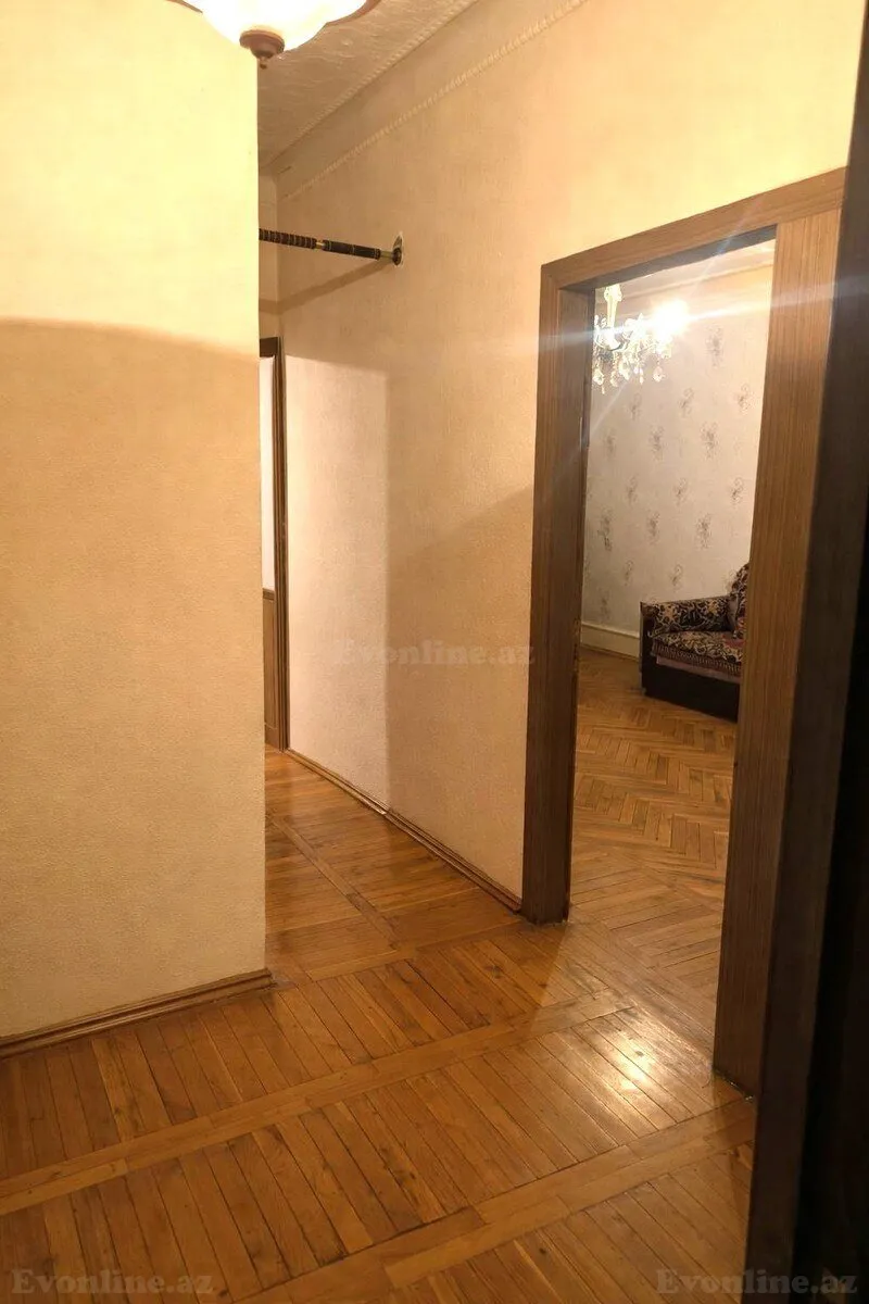 Satılır 3 otaqlı Mənzil Köhnə tikili 85 m² Həzi Aslanov m. - şəkil 2