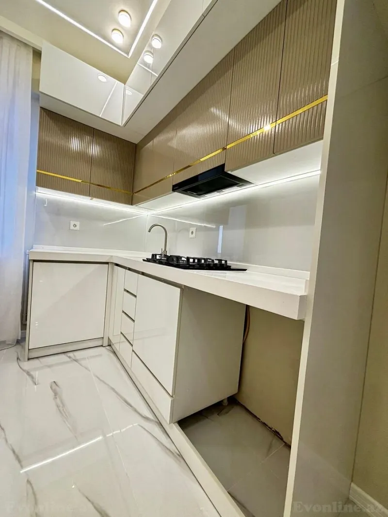 Satılır 2 otaqlı Mənzil Yeni tikili 70 m² Xətai m. - şəkil 12