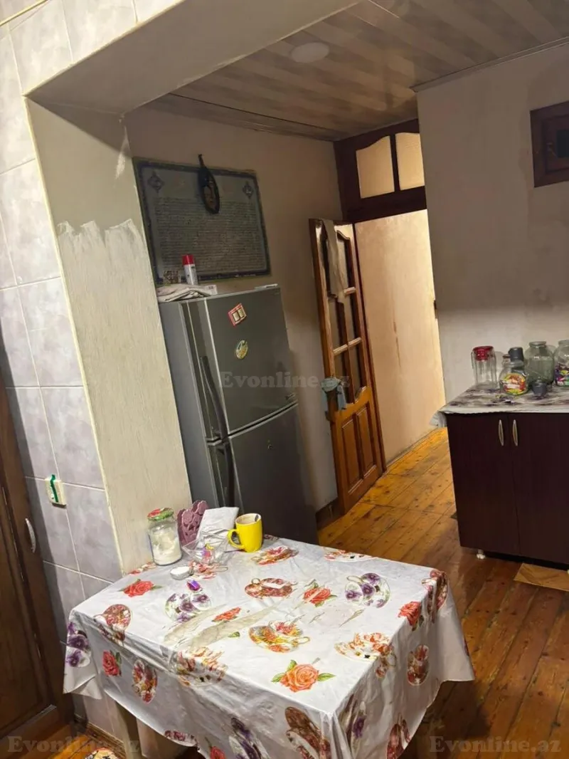 Satılır 3 otaqlı Mənzil Köhnə tikili 65 m² Suraxanı r. - şəkil 3