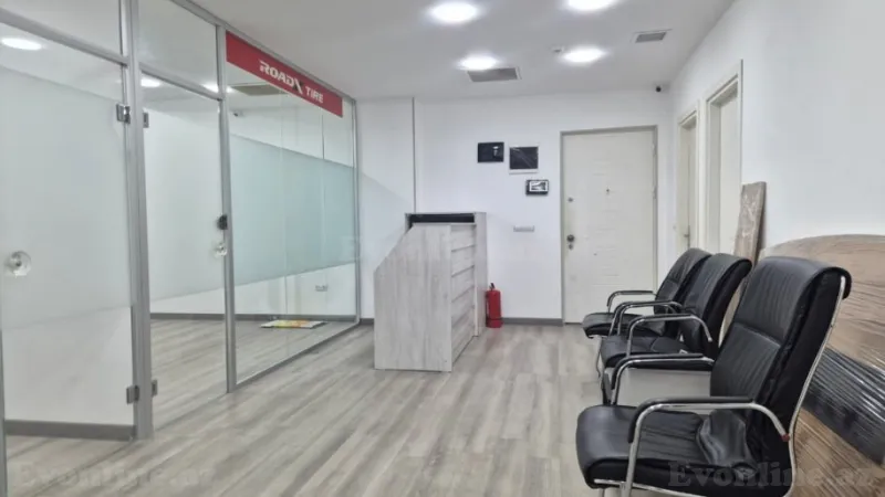 6 otaqlı Ofis 260 m² Xətai m. Kirayə verilir