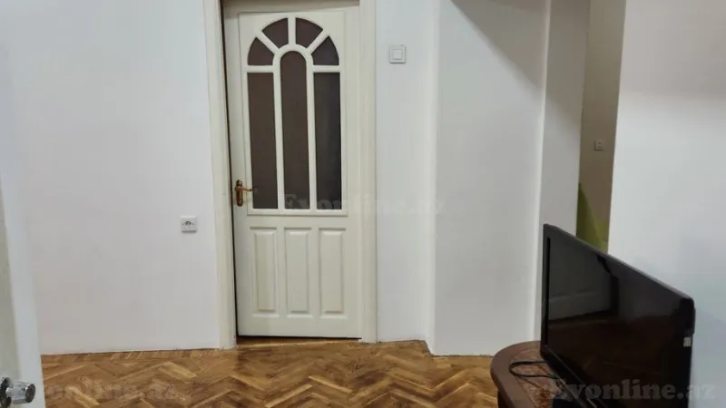 Kirayə verilir 3 otaqlı Mənzil Köhnə tikili 100 m² 28 May m. - şəkil 6