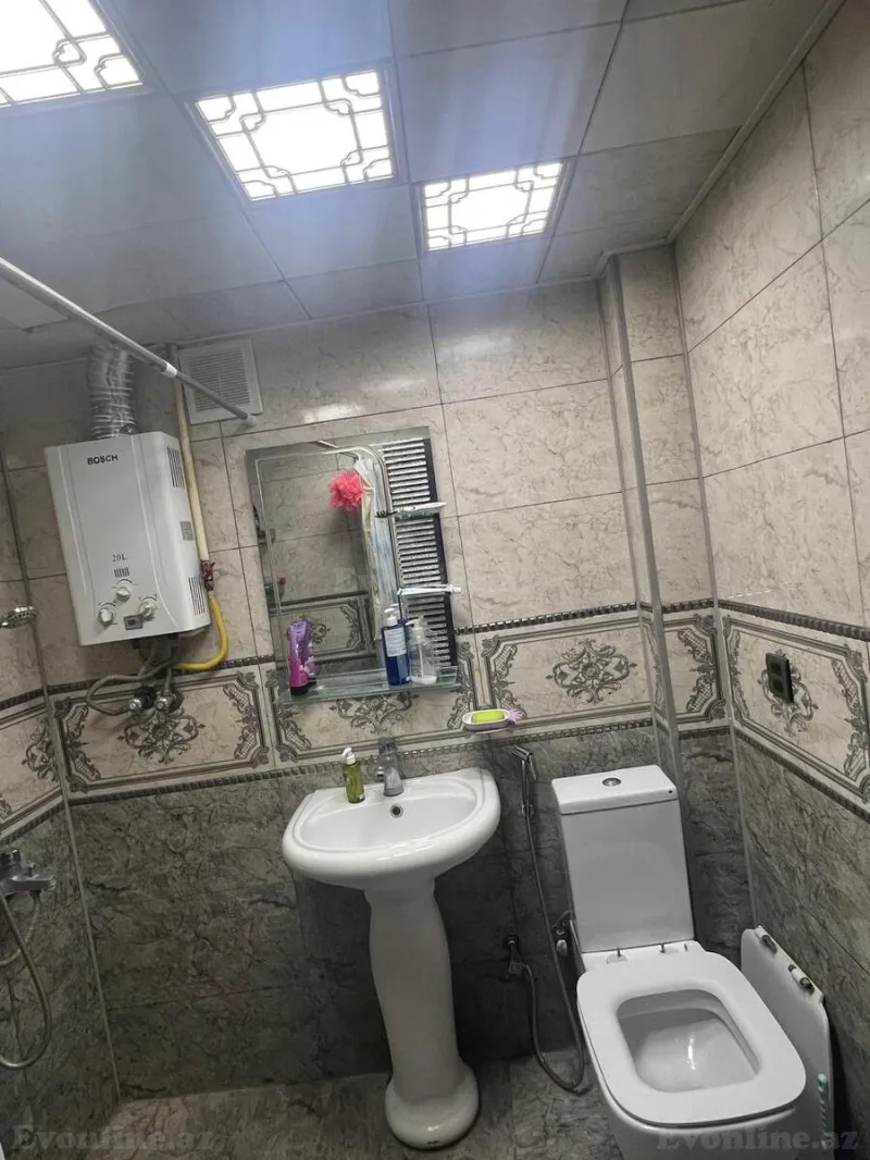 Satılır 2 otaqlı Mənzil Köhnə tikili 43 m² Gənclik m. - şəkil 9