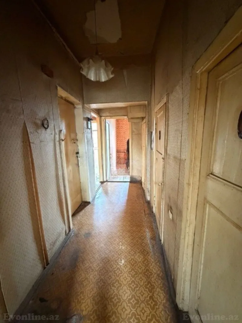 Satılır 2 otaqlı Mənzil Köhnə tikili 68 m² Nəsimi r. - şəkil 3