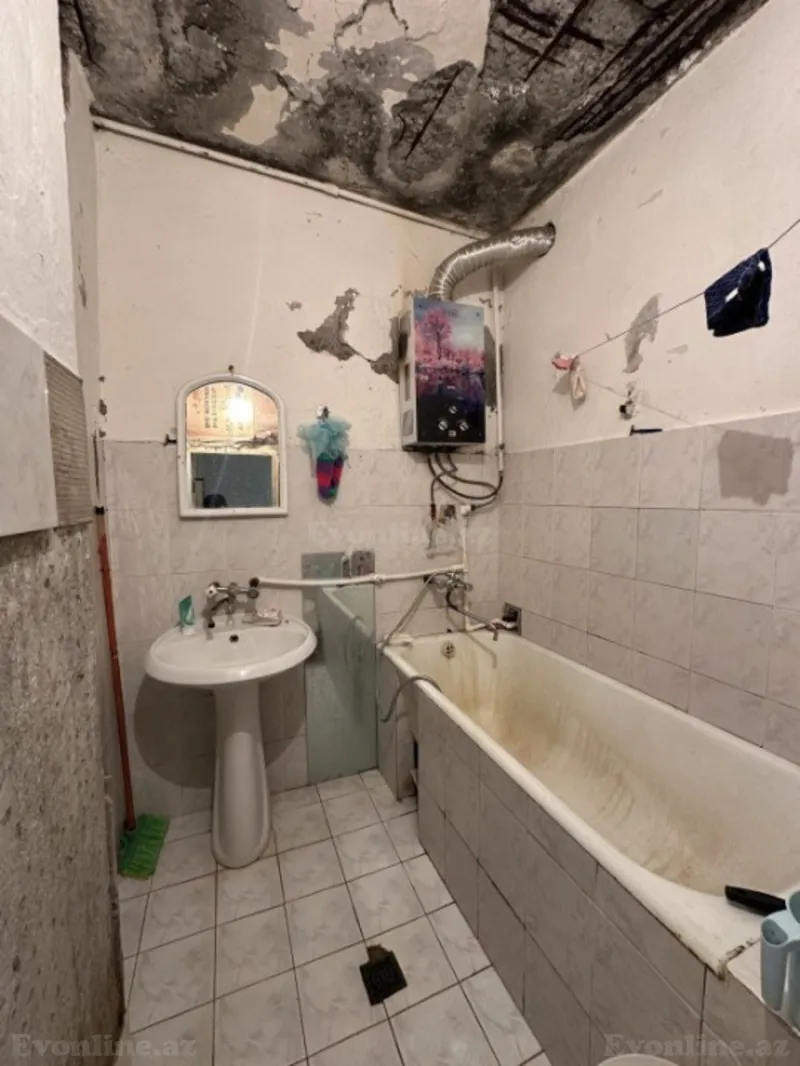 Satılır 2 otaqlı Mənzil Köhnə tikili 60 m² Həzi Aslanov m. - şəkil 10