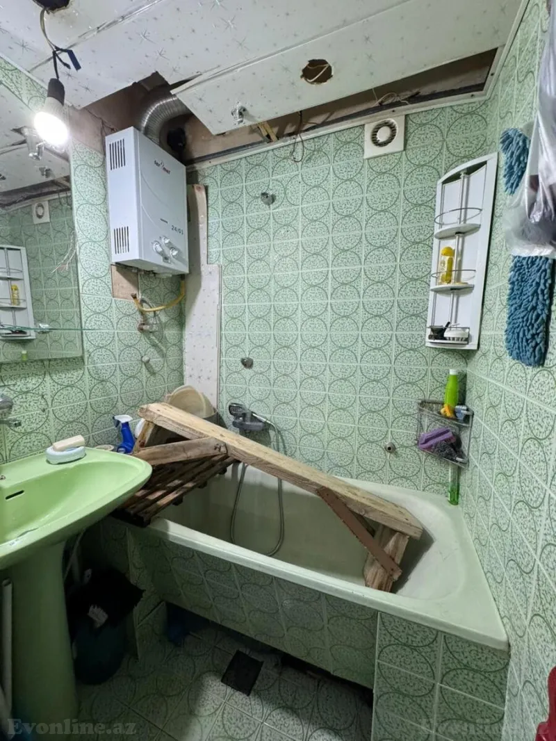 Satılır 3 otaqlı Mənzil Köhnə tikili 80 m² Nizami m. - şəkil 8
