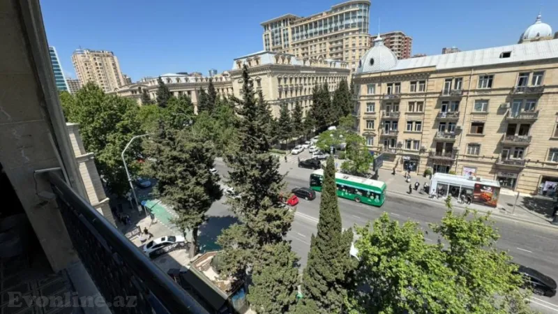 Satılır 3 otaqlı Mənzil Köhnə tikili 80 m² Nizami m. - şəkil 12