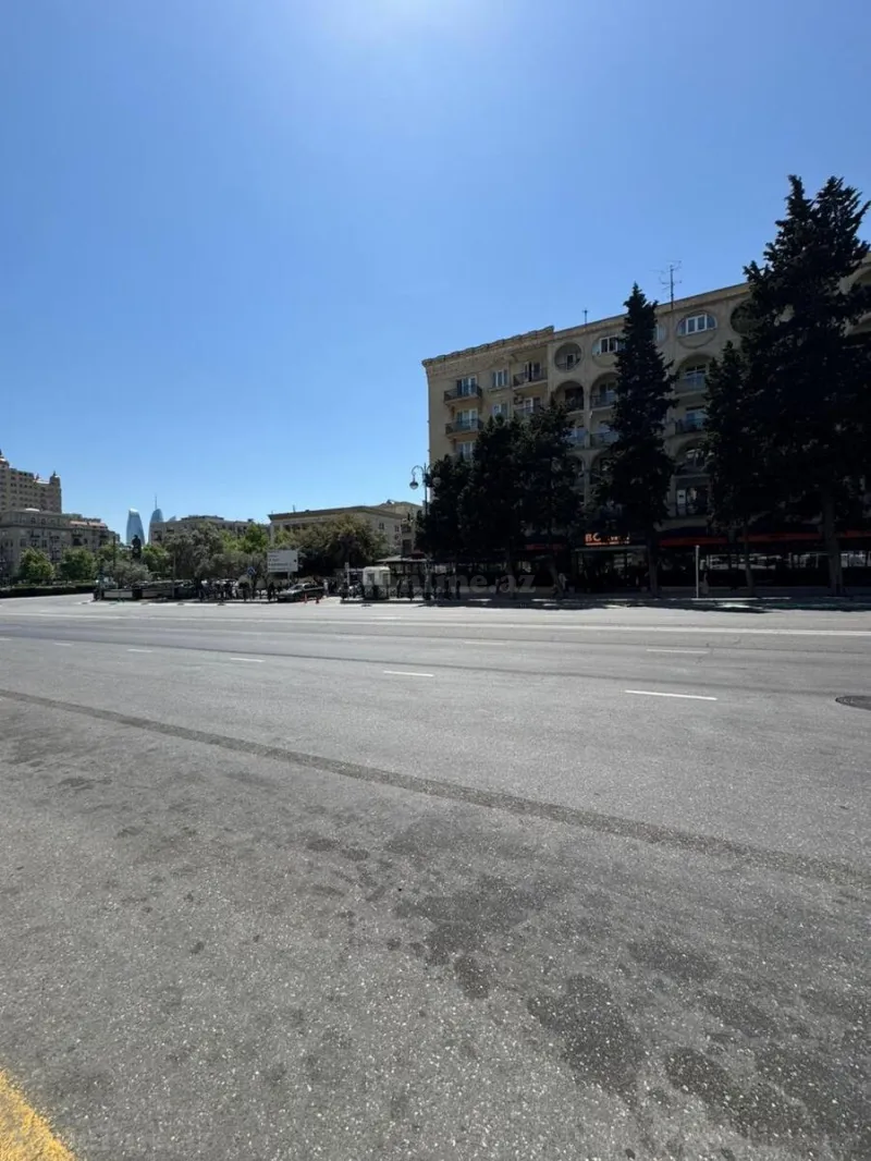 Satılır 3 otaqlı Mənzil Köhnə tikili 80 m² Nizami m. - şəkil 14