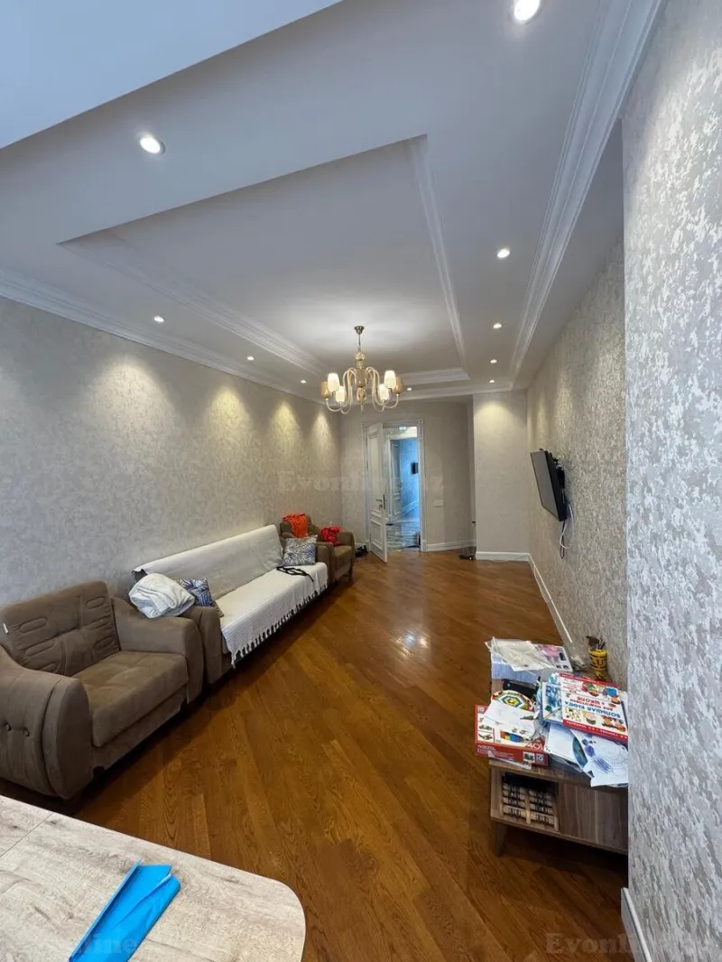 Kirayə verilir 3 otaqlı Mənzil Yeni tikili 135 m² Elmlər Akademiyası m. - şəkil 2