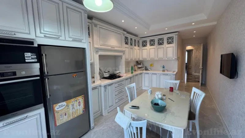 Kirayə verilir 3 otaqlı Mənzil Yeni tikili 135 m² Elmlər Akademiyası m. - şəkil 6