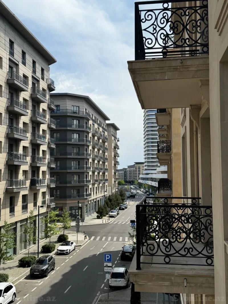 Satılır 5 otaqlı Mənzil Yeni tikili 209 m² Xətai r.