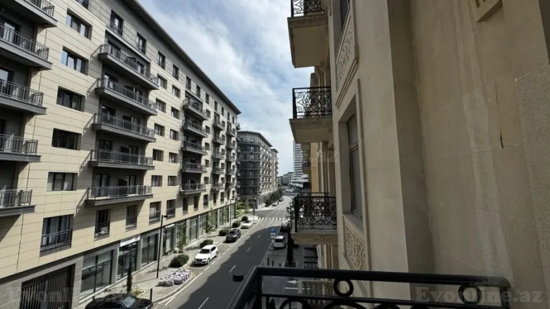 Satılır 5 otaqlı Mənzil Yeni tikili 209 m² Xətai r. - şəkil 4