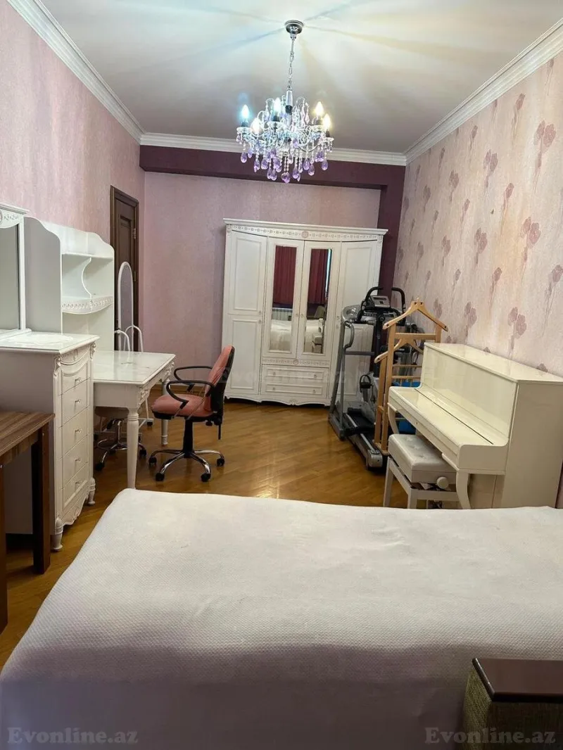 Kirayə verilir 4 otaqlı Mənzil Yeni tikili 212 m² Elmlər Akademiyası m. - şəkil 8