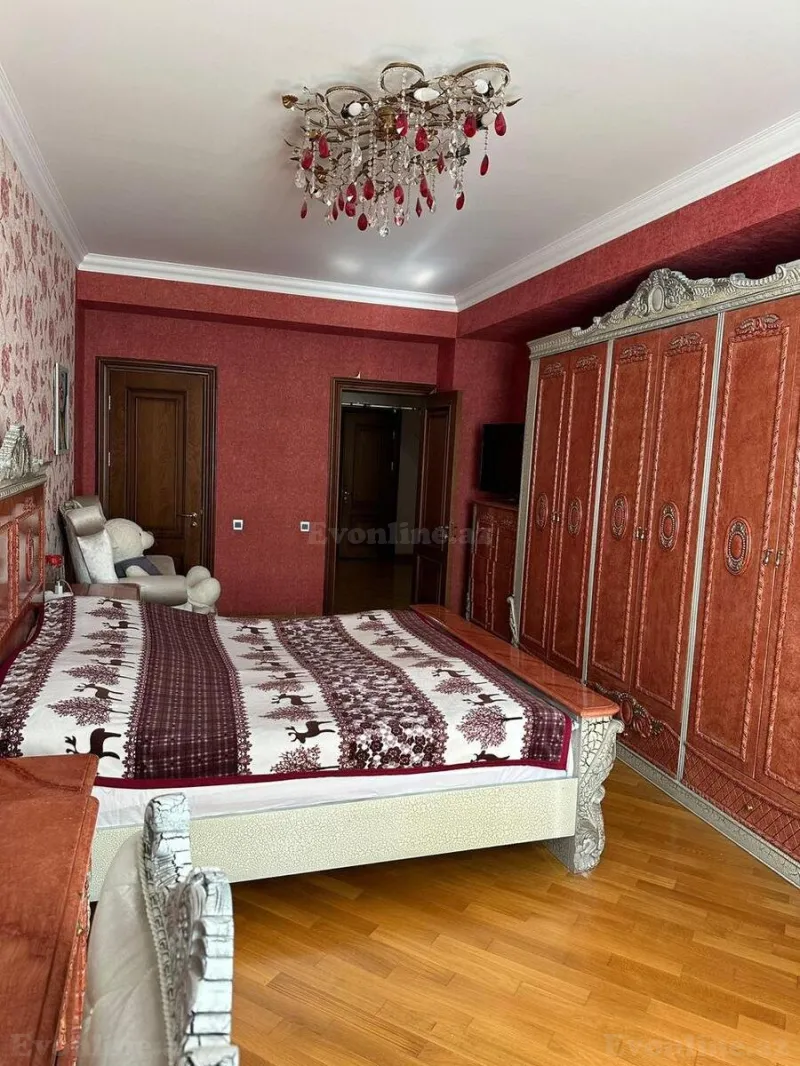 Kirayə verilir 4 otaqlı Mənzil Yeni tikili 212 m² Elmlər Akademiyası m. - şəkil 9