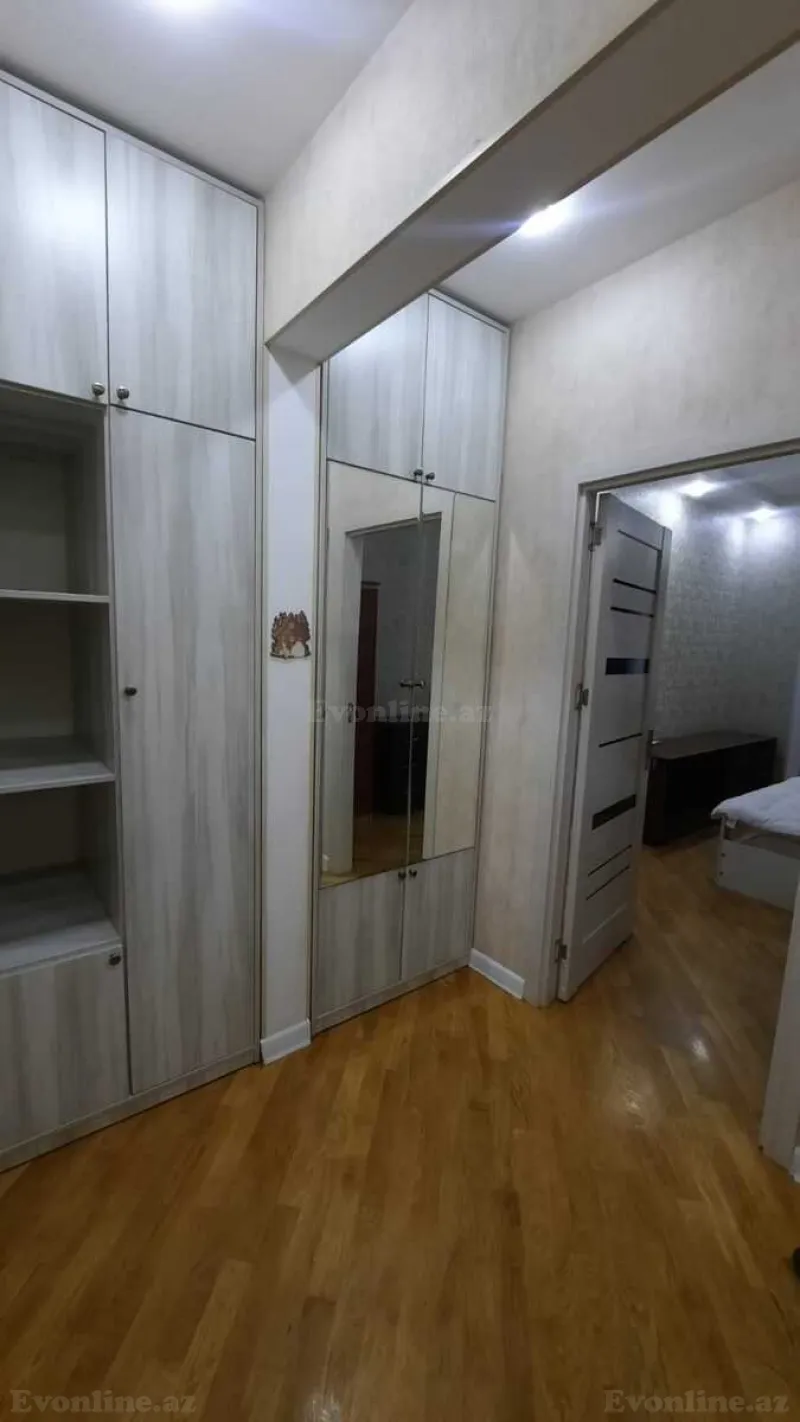 Kirayə verilir 2 otaqlı Mənzil Köhnə tikili 60 m² 8-ci mikrorayon - şəkil 4