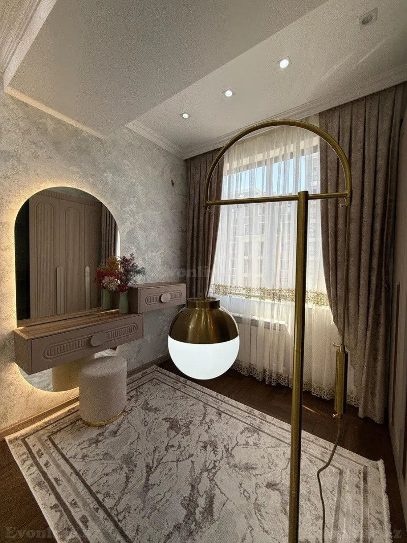 Satılır 3 otaqlı Mənzil Yeni tikili 130 m² Qara Qarayev m. - şəkil 10