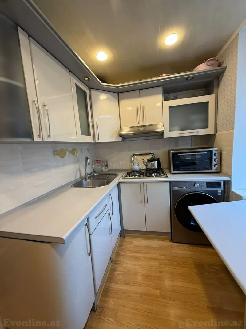 Satılır 2 otaqlı Mənzil Köhnə tikili 50 m² Xətai m. - şəkil 8