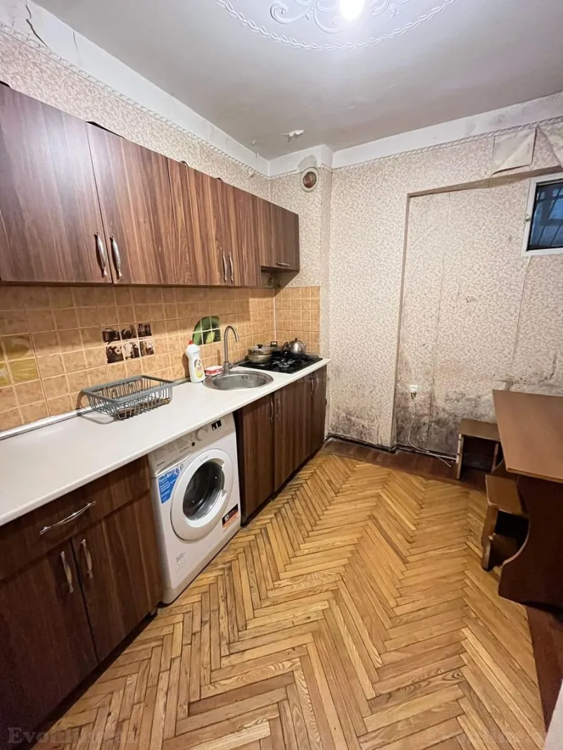 Kirayə verilir 2 otaqlı Mənzil Köhnə tikili 60 m² Nərimanov r. - şəkil 2