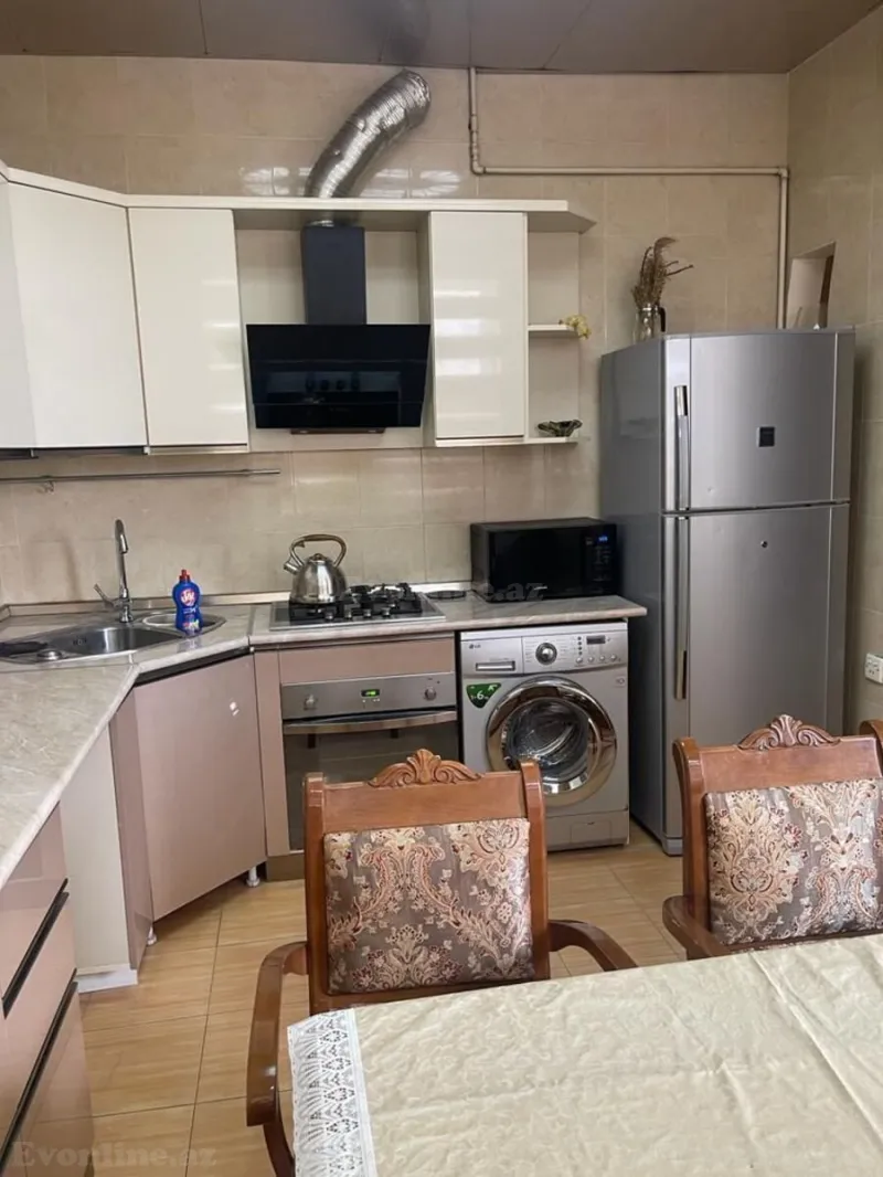 Satılır 4 otaqlı Mənzil Yeni tikili 180 m² Memar Əcəmi m. - şəkil 10