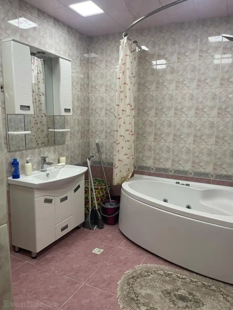 Satılır 4 otaqlı Mənzil Yeni tikili 180 m² Memar Əcəmi m. - şəkil 11