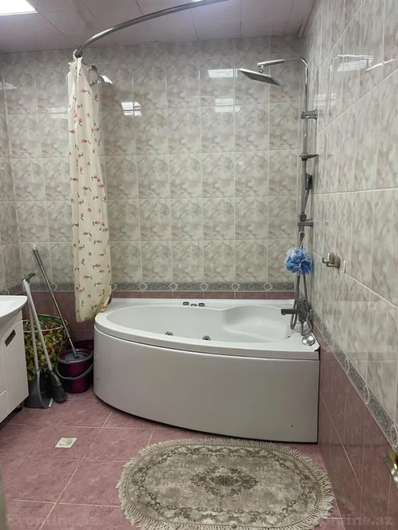 Satılır 4 otaqlı Mənzil Yeni tikili 180 m² Memar Əcəmi m. - şəkil 12